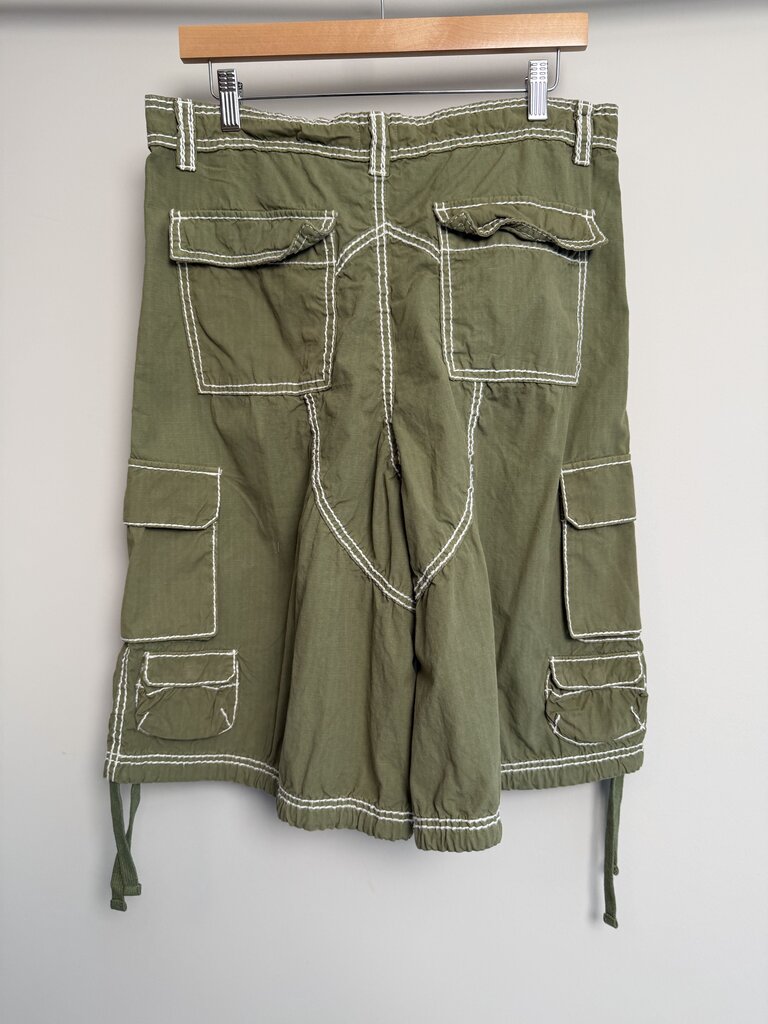 New GV Gallery Olive Contrast Cargo Shorts Sz. S