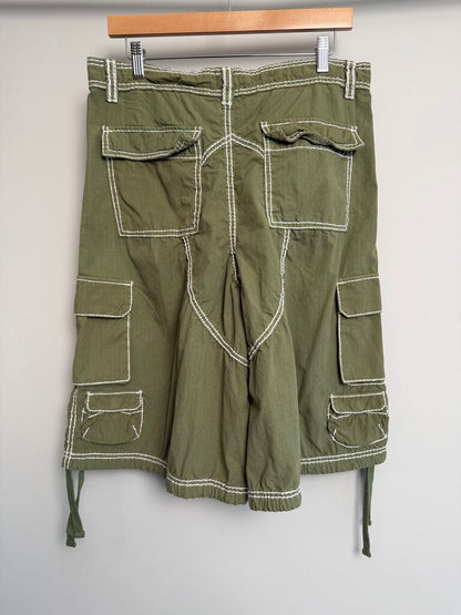 New GV Gallery Olive Contrast Cargo Shorts Sz. M
