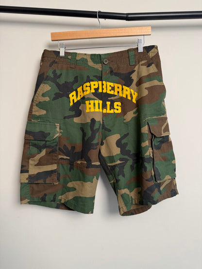 New GV Gallery Camo Shorts Sz. S
