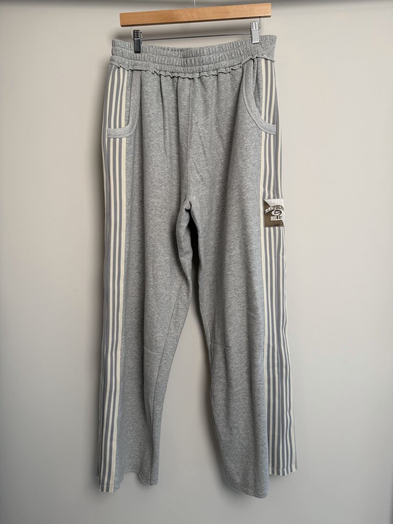 New GV Gallery Lil Leon Sweatpants Size M