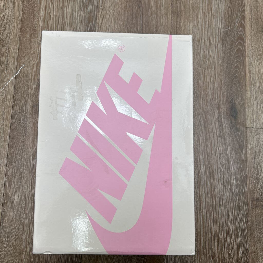 Preowned Jordan 1 Low Travis Scott Shy Pink Sz.9