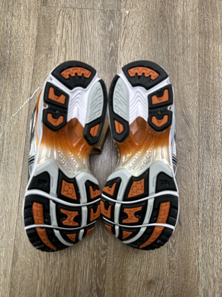 New Asics Kayano 14 Piquant Orange Size 7