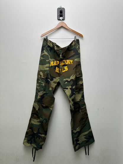 Preownee Gv Gallery Camo Spellout Cargo Pants Size XL