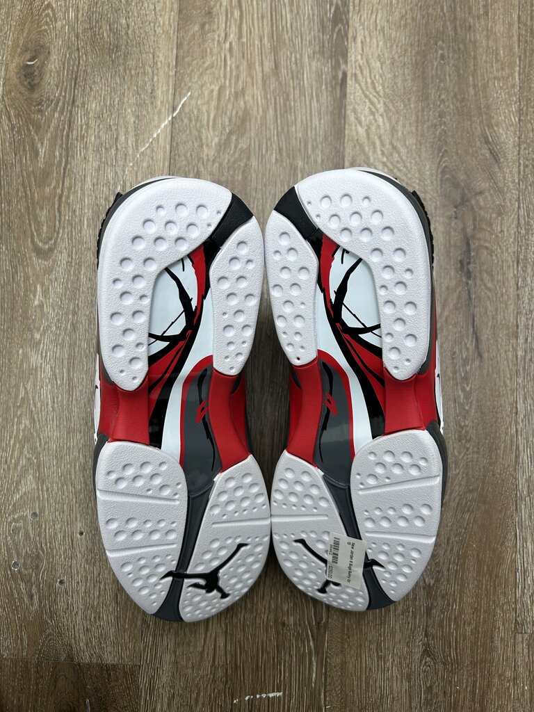 New Jordan 8 Bugs Bunny Sz 13