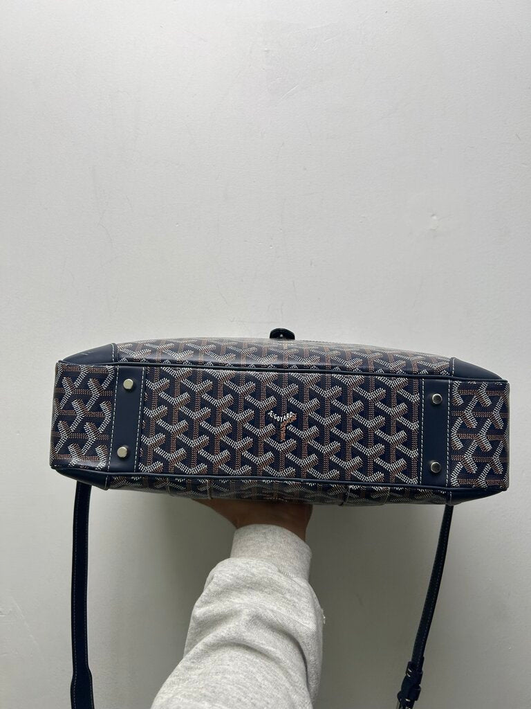 Preowned Goyard Ambassade Navy With Strap