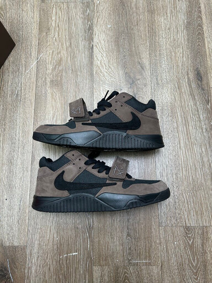 Preowned Jordan Jumpman Jack Travis Scott Brown Mocha sz.9.5