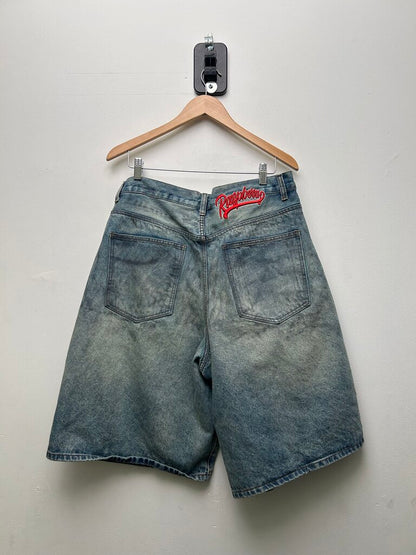Preowned Gv Gallery Light Wash Red Raspberry Logo Shorts Sz.Medium