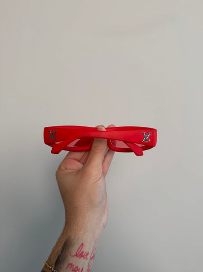 Pre-Owned Louis Vuitton Red Sunglasses