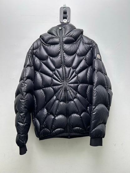Preowned Moncler Spiderman Web Black Sz.4