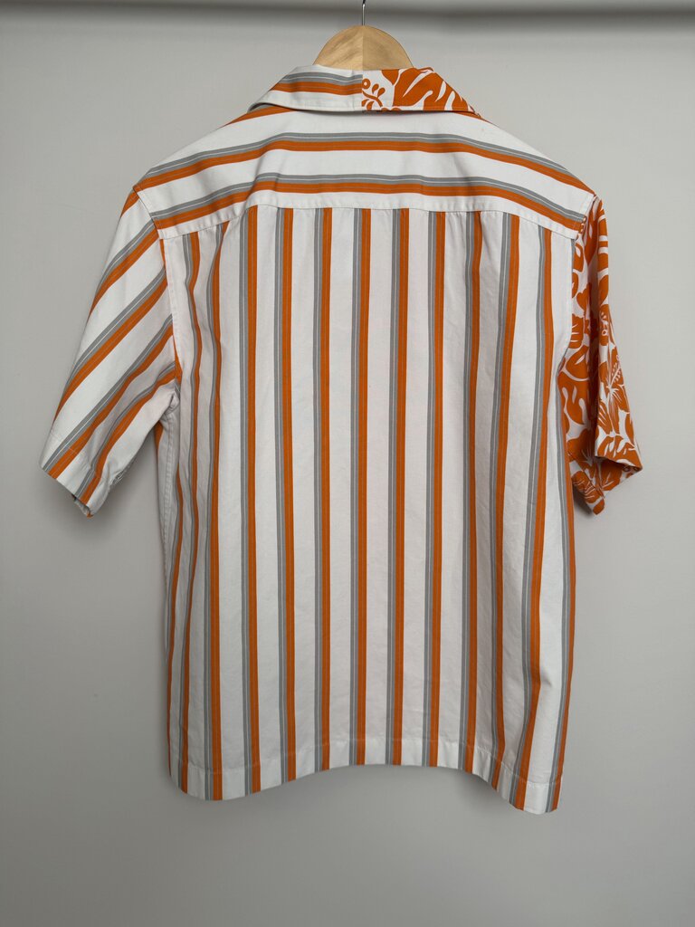 Preowned Pada Double Match Orange Floral Stripe Button Up size M