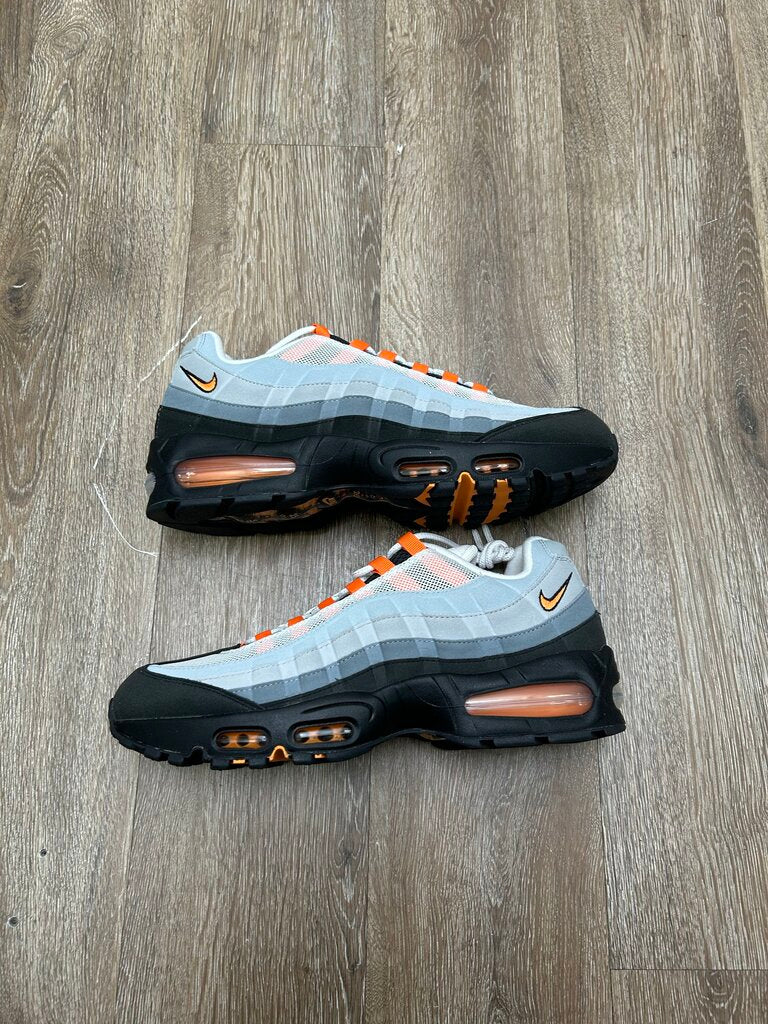 New Nike Air Max Mandarin Orange White sz.11.5