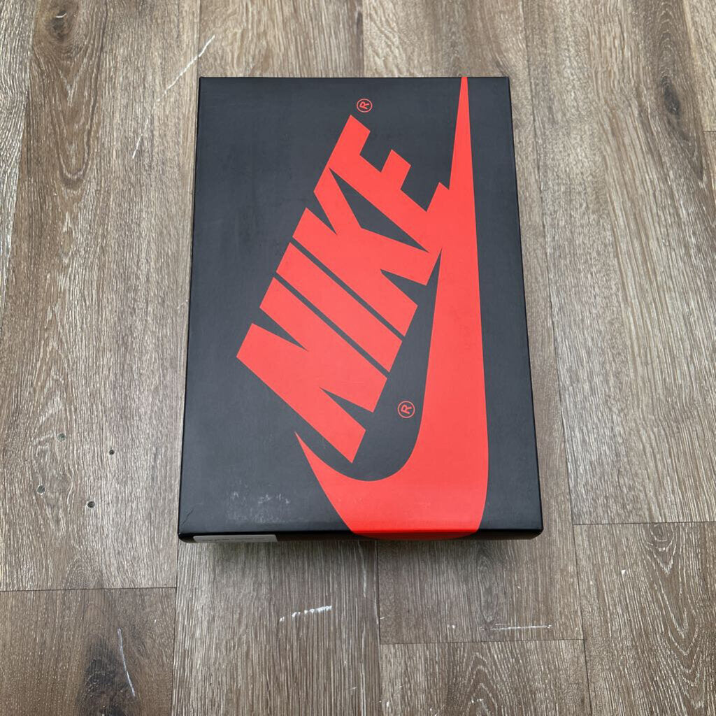 New Jordan 1 Chicago Low sz.10.5