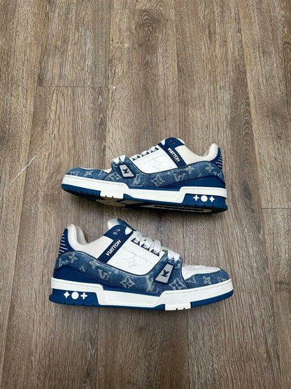Preowned Louis Vuitton Blue White Denim Monogram Trainer Sz.7LV/9M
