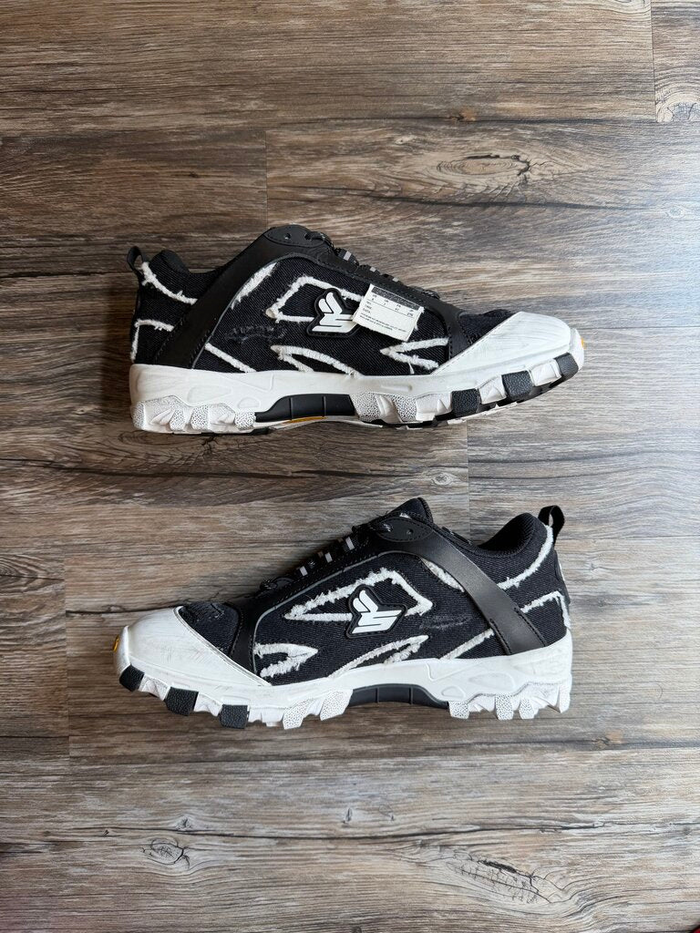 New Sicko Hiking Sneaker Black/White Sole Sz. 12