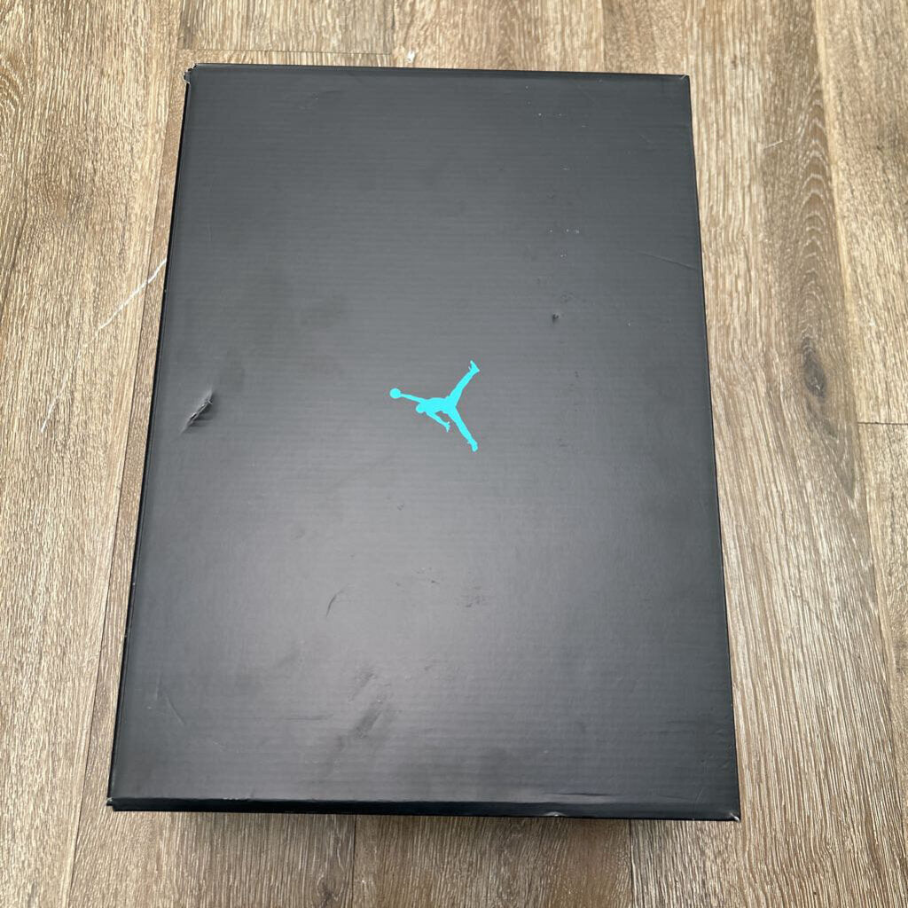 Preowned Jordann 11 Gamma Sz.11.5
