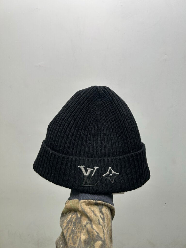 Preowned Louis Vuitton Black Grey Half Logo Beanie
