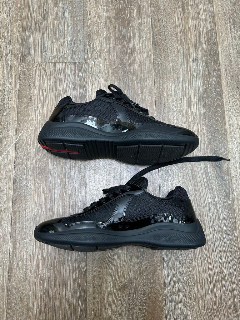 Preowned Prada Cups Black Patent Sz.8/10M