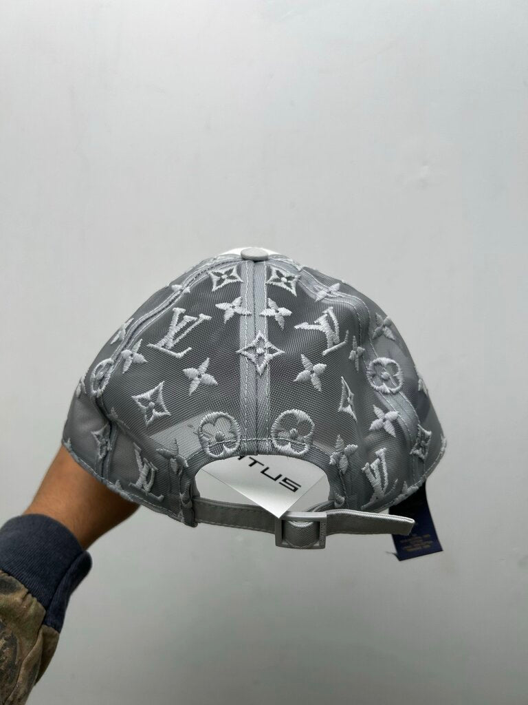 Preowned Louis Vuitton Grey White Mesh Monogram LV Lovers Hat
