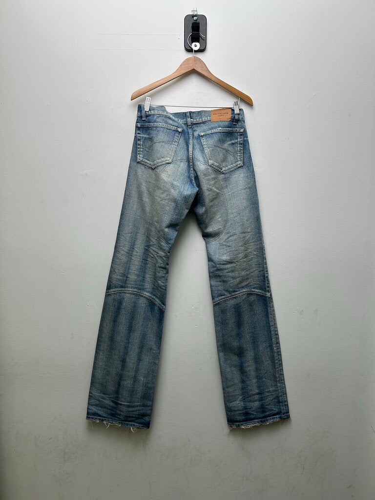 Preowned Balenciaga Unisex Low waist Lightwash Distressed Denim sz.XS