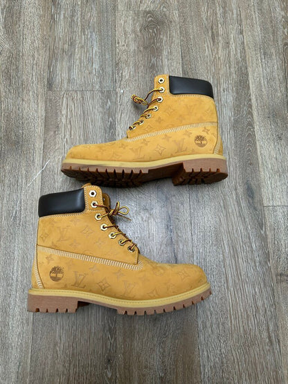 Preowned Louis Vuiitton Monogram Wheat Timberlands Size 11