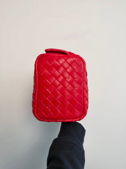 Preowned Bottega Vanette Red Toiletry Bag