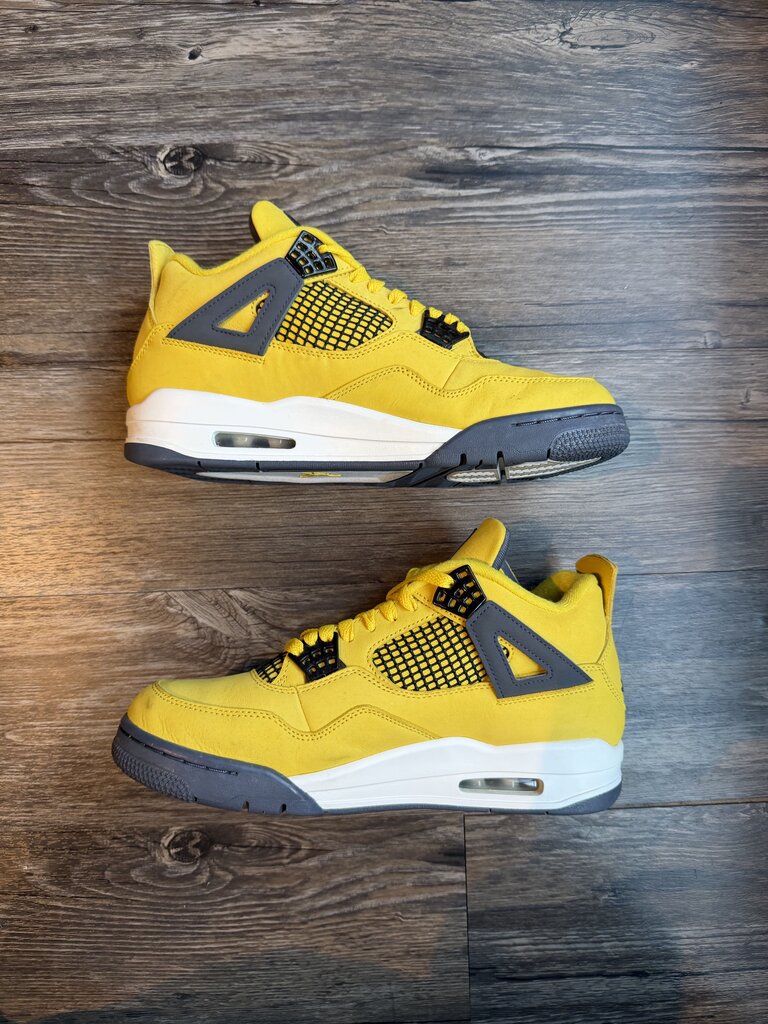 Preowned Jordan 4 Lightning size 9.5