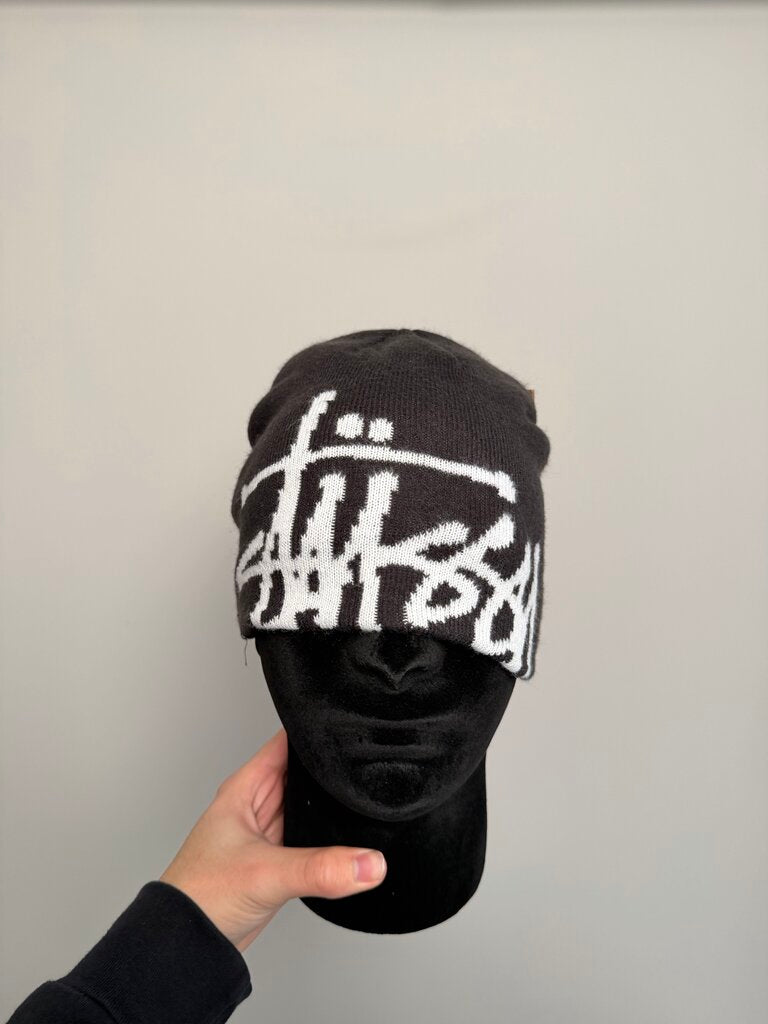 New Stussy Brushed Out Beanie Black/White