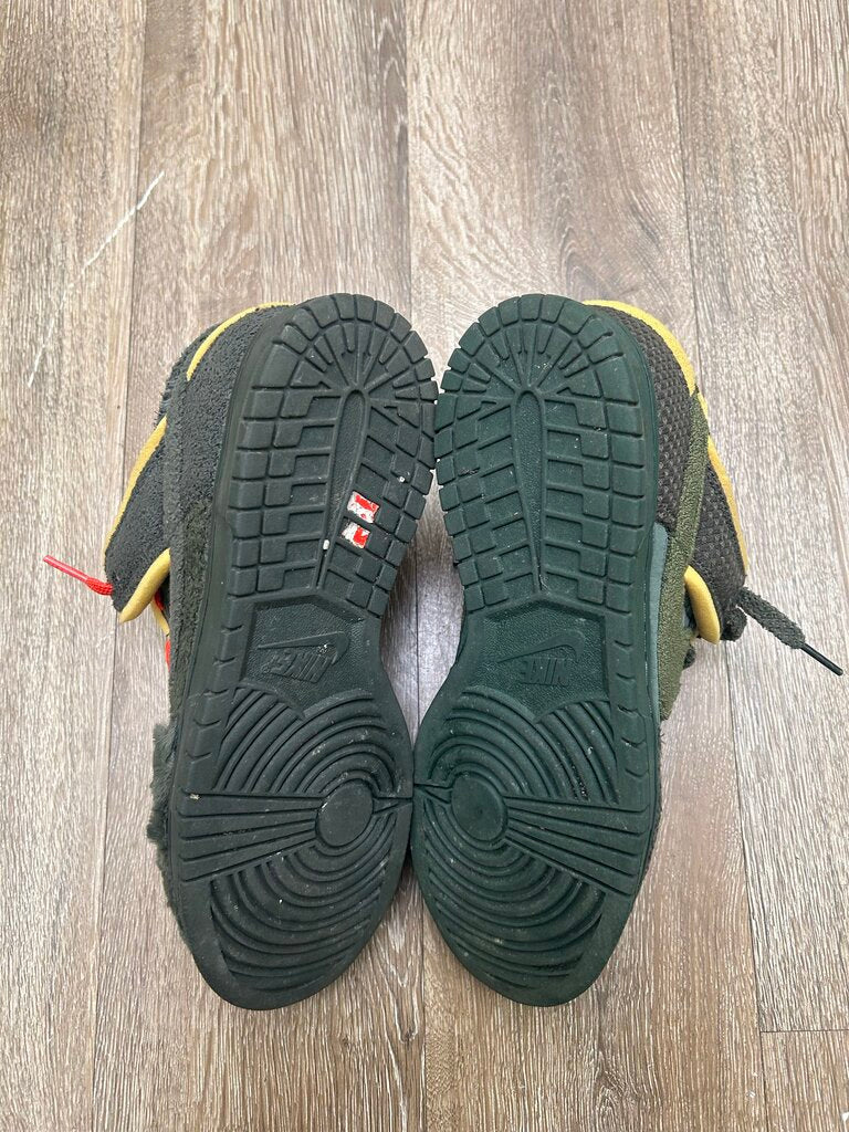 Preowned Nike CPFM Green Dunk Sz 9.5