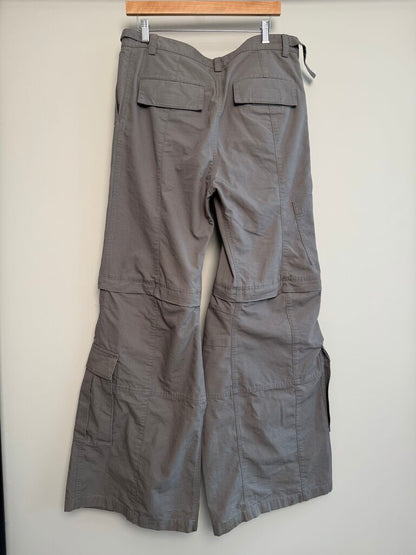 Preowned Balenciaga Grey Cargo Zip Off Flare Denim size M