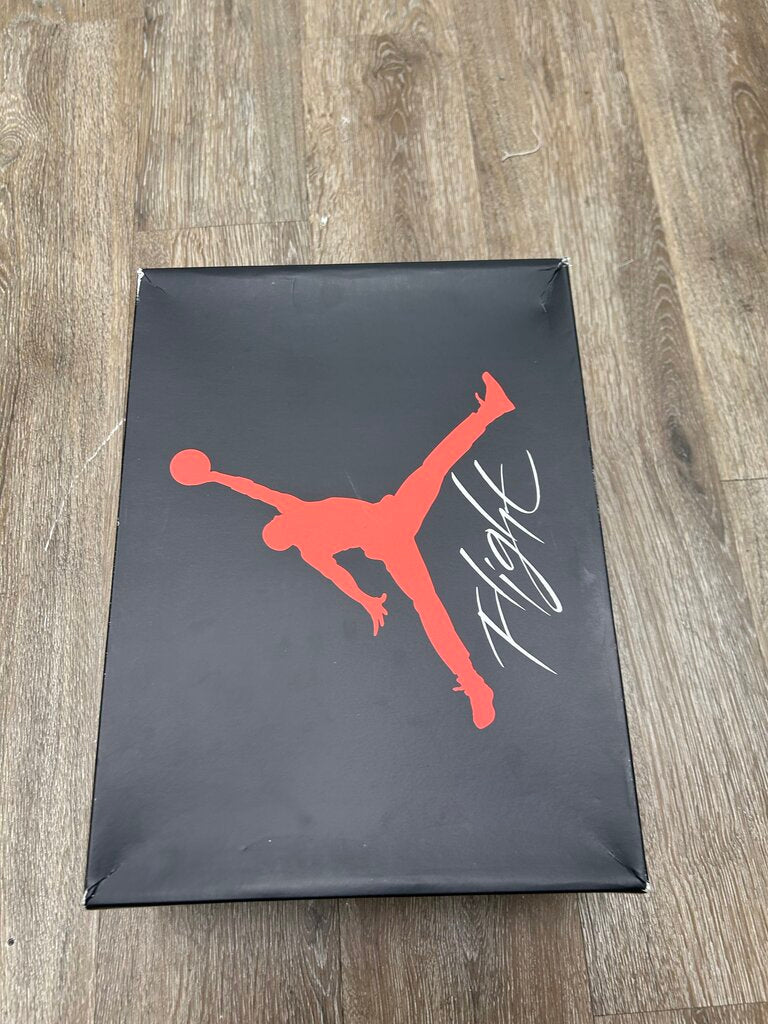 New Jordan 4 White Cement sz.11.5