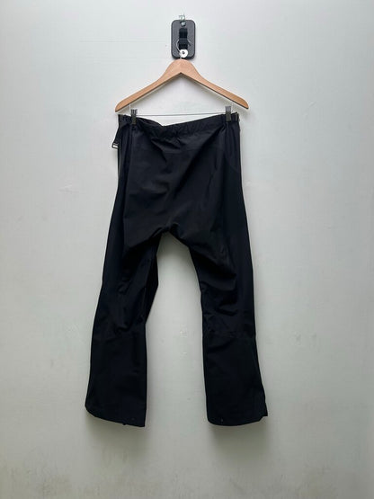 Preowned Arcteryx Black Windbreaker Set sz.L