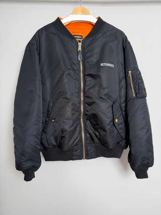 Preowned Vetements Green Logo Black Bomber size L/XL