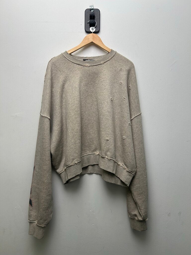 Preowned GV Gallery Grey Crewneck Sz L