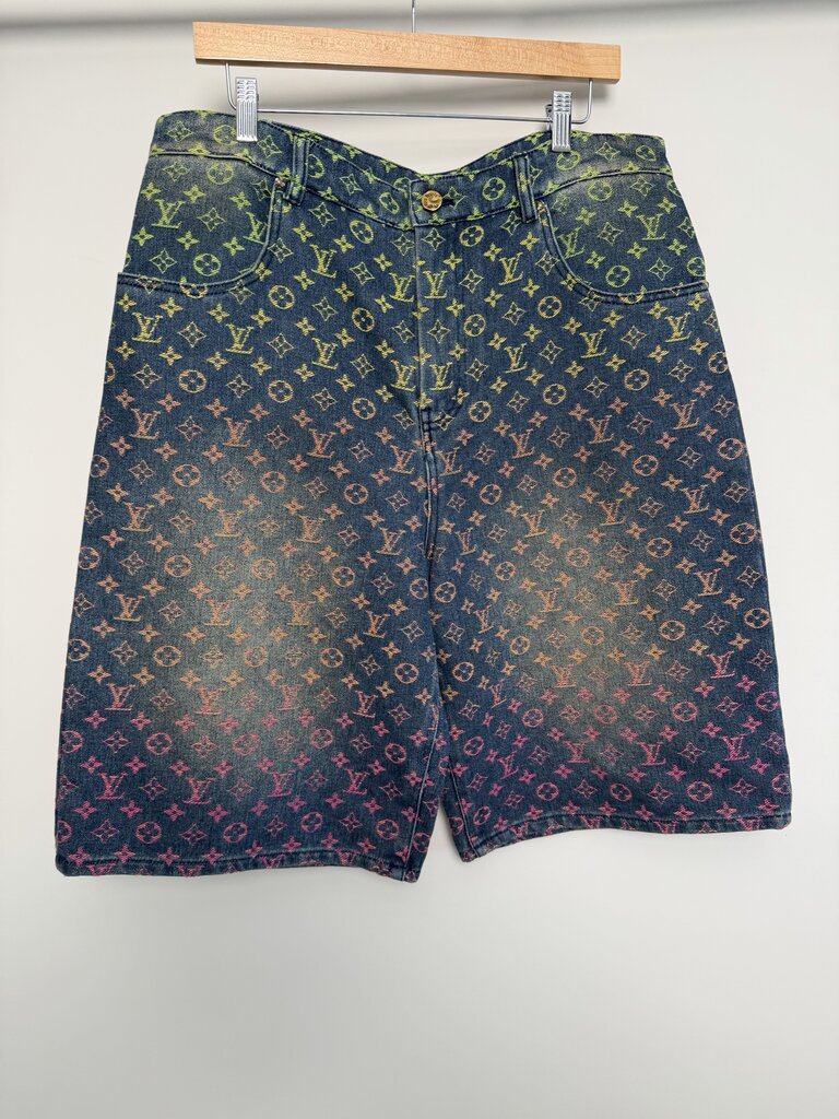 Preowned Louis Vuitton Monogram Rainbow Color Denim Shorts size 32