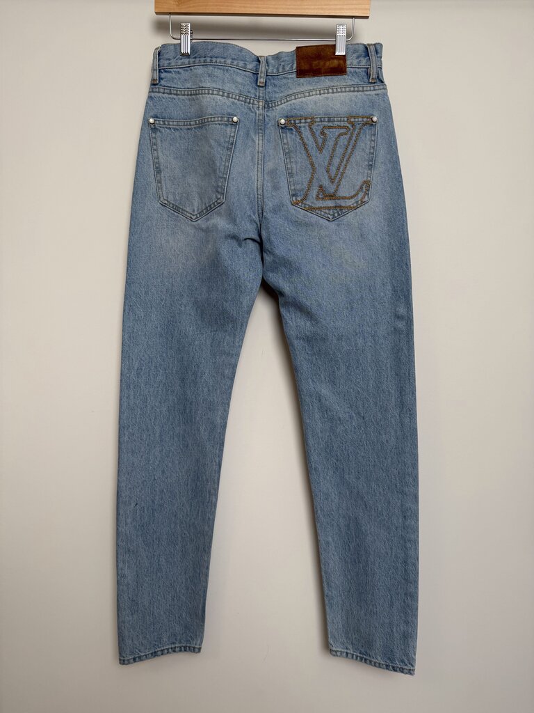 Preowned Louis Vuitton Lightwash Slim Jeans size 30