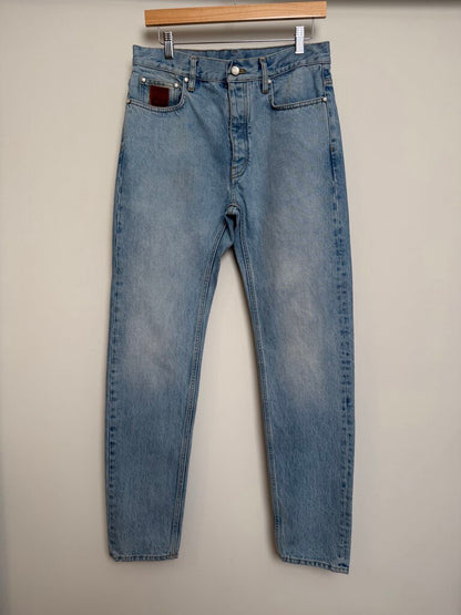 Preowned Louis Vuitton Lightwash Slim Jeans size 30