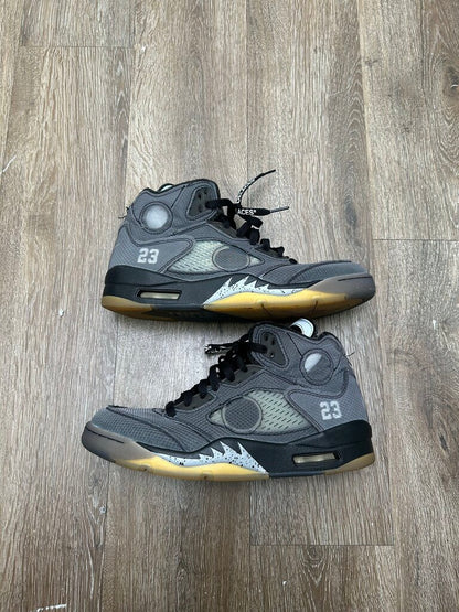 Preowned Jordan 5 Off White Muslin Size 9.5
