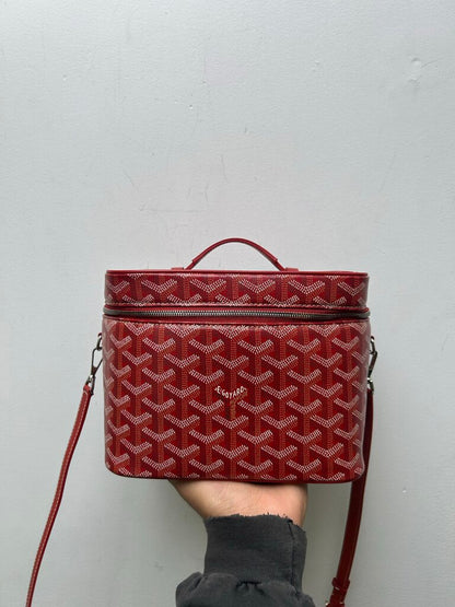 Preowned Goyard Red Convertible Vanity Case Bag