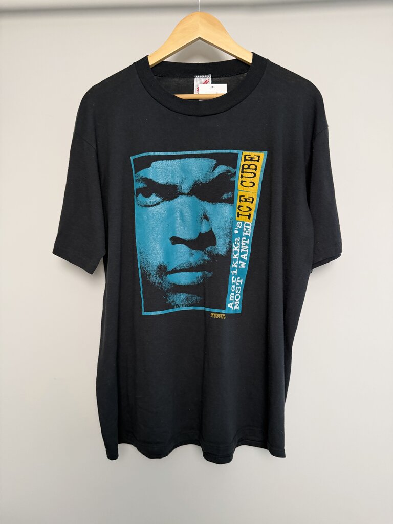 90s Ice Cube Most Wanted Tee size XL(fits M/L)