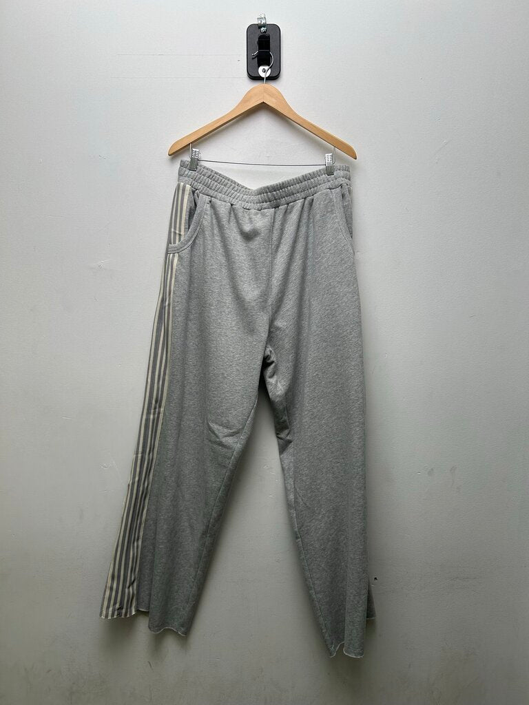 New Gv Gallery Lil Leon Grey 3 Stripe Sweatpants Sz XL