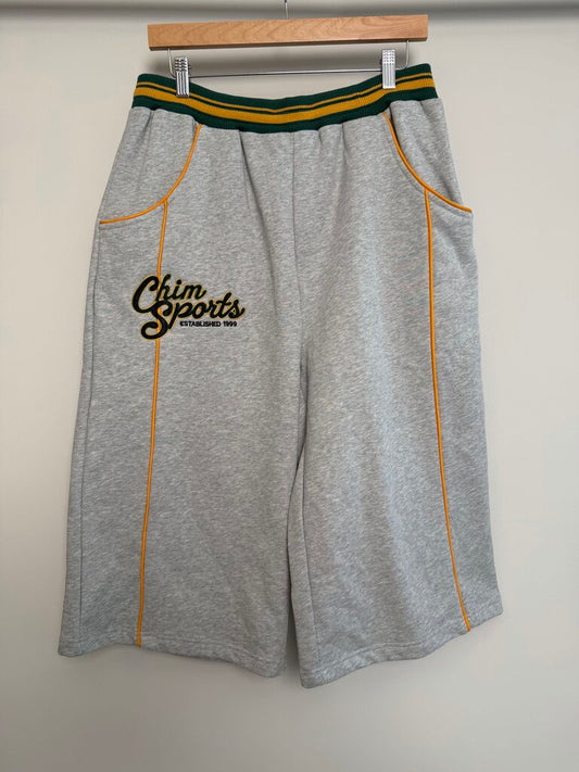 New HMDD Chim Sports 3/4 Shorts Sz. L
