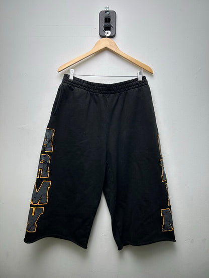 Preowned HMDD CHim Army 3/4 Shorts Size Medium