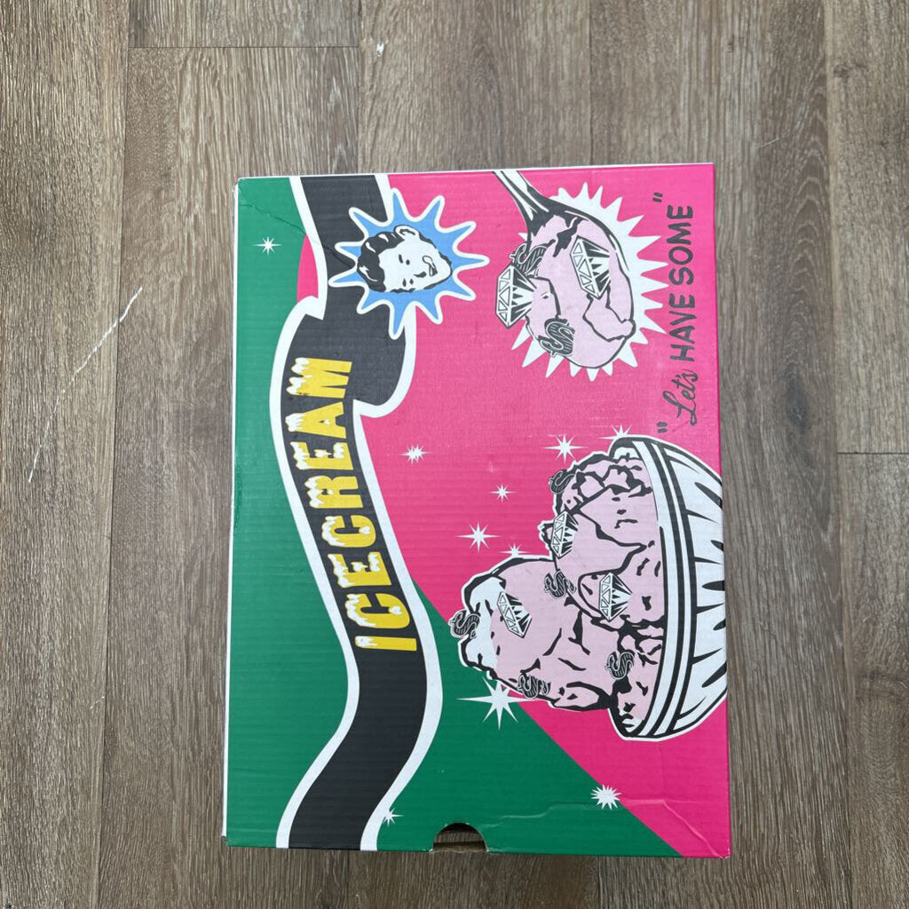 Preowned Boardflip Green Pink Size 10