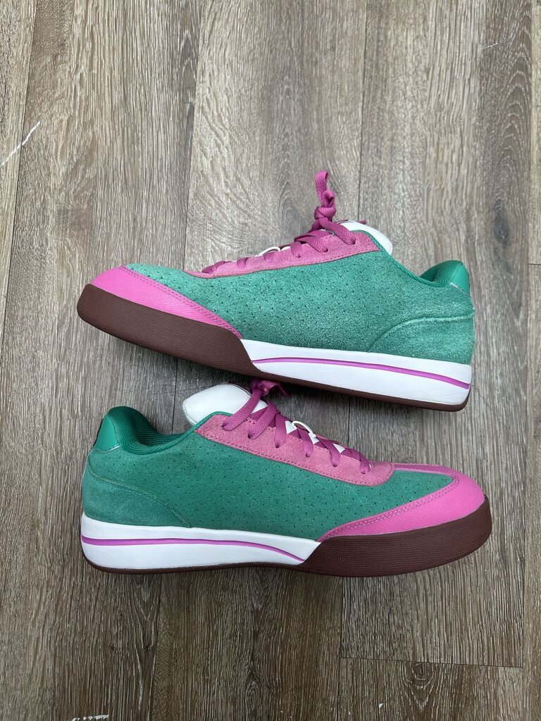 Preowned Boardflip Green Pink Size 10