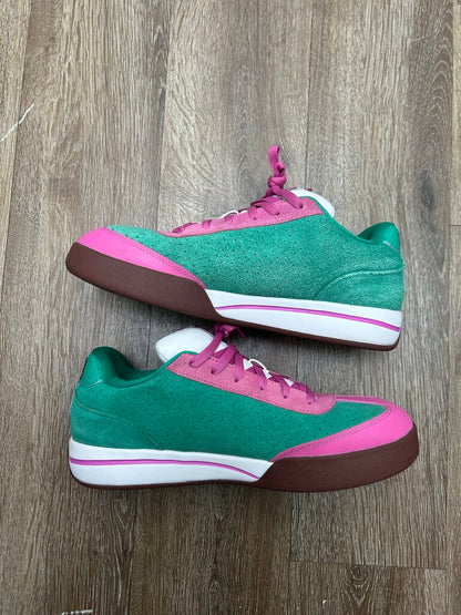 Preowned Boardflip Green Pink Size 10