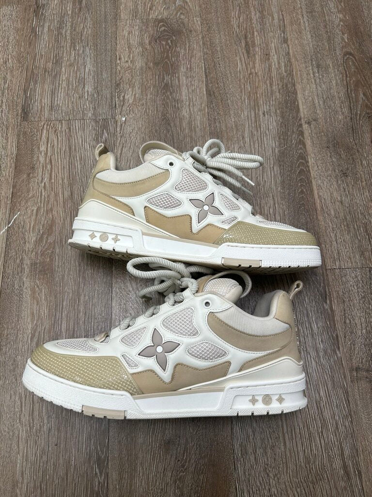 Preowned Louis Vuitton Tan Cream Skates Sz.11LV/13M