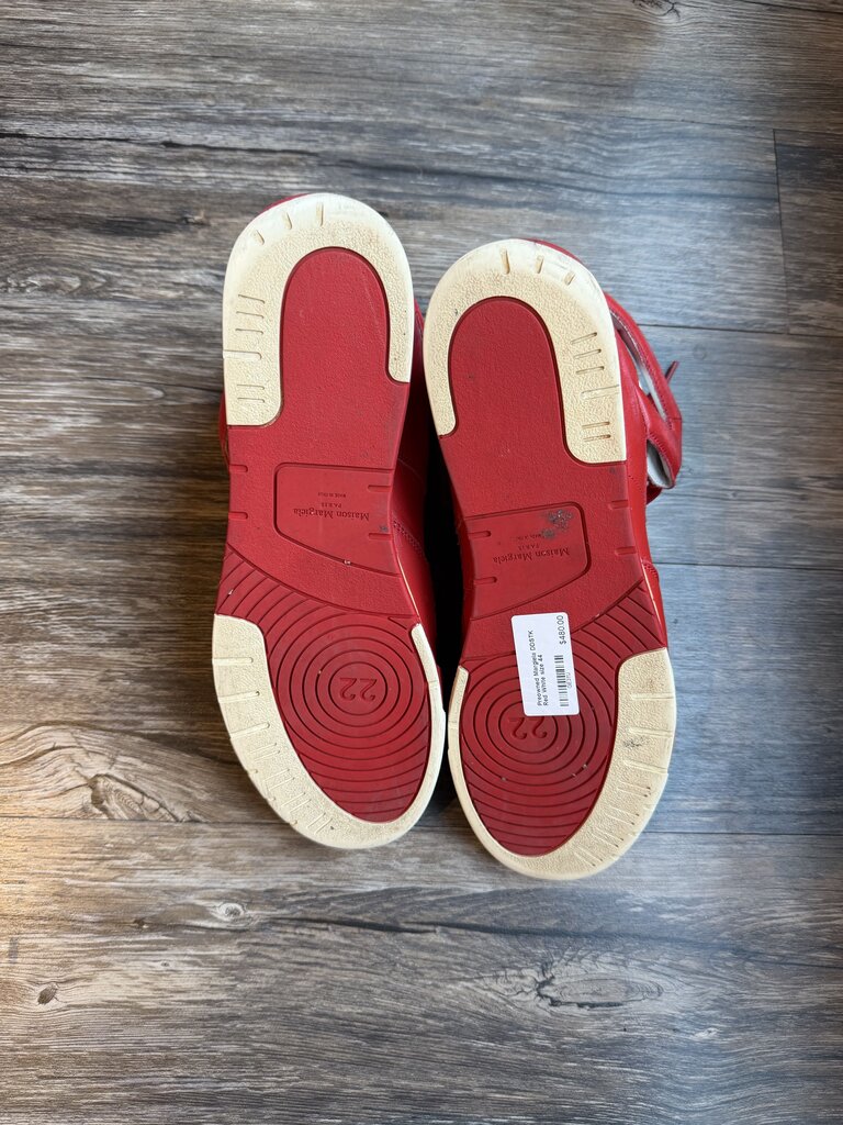 Preowned Margiela DDSTK Red White size 44