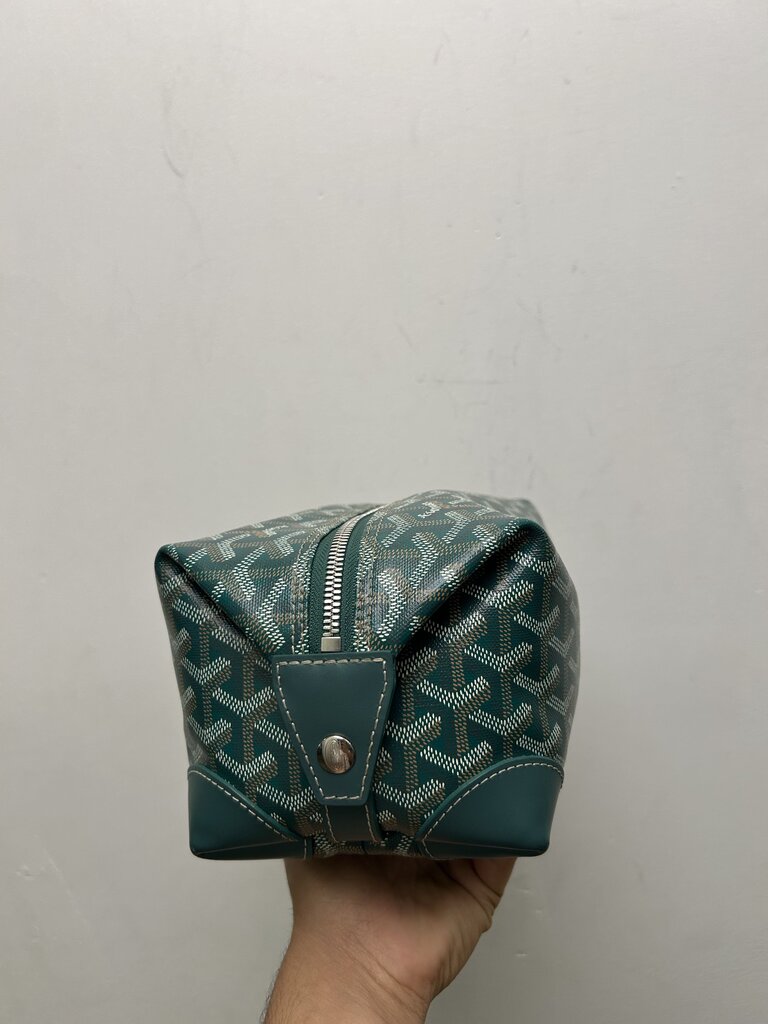 Preowned Goyard Green Boeing Toiletry