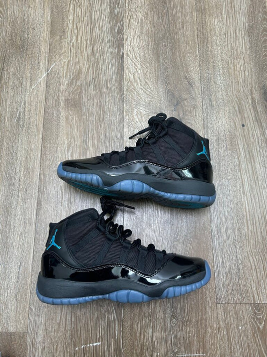 Preowned Jordan 11 Gamma Sz.5.5Y
