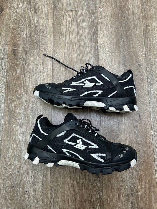 New Sicko Black White Canvas Size 8.5